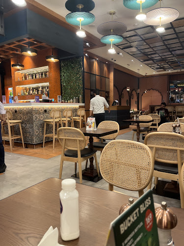 Comentarii opinii despre Taste of India, Food Village