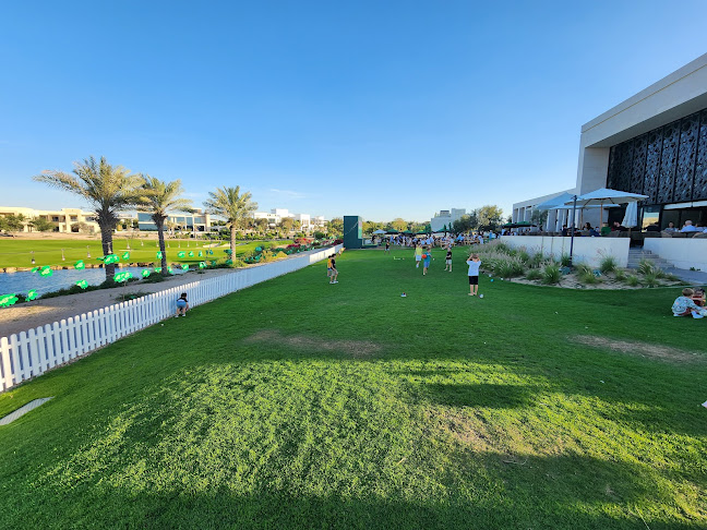 Opinii despre The Duck Hook în Dubai - Hospitality and gastronomy