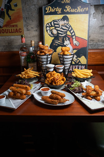 Opinii despre Crown & Lion The English Pub în Dubai - Hospitality and gastronomy