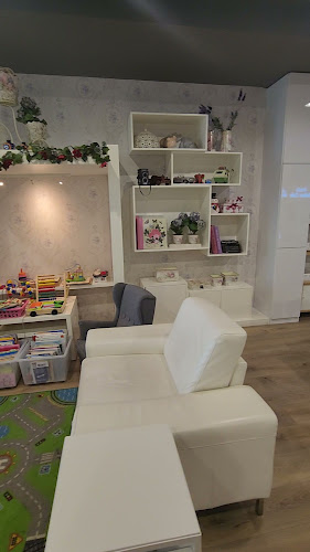 Fresh Bakes Cafe - Hospitality and gastronomy