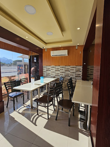 Opinii despre Al Naeem Restaurant- Vegetarian Dishes and Non-vegetarian in Hatta în Dubai - Hospitality and gastronomy