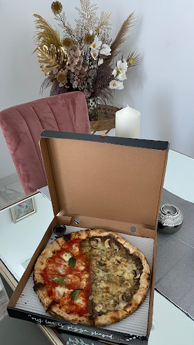 Pronto Pizzeria - Hospitality and gastronomy