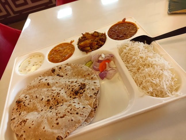 Salaam Namaste Resturant - Hospitality and gastronomy