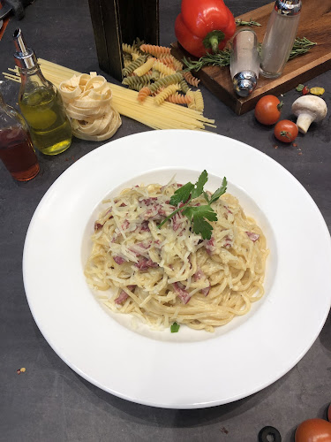 Comentarii opinii despre La Deliziosa Pizzeria Restaurant Al Danah