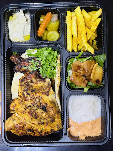 مطعم ومعجنات ومشاوي الحاره الشامية Al Hara Al Shamiya Restaurant and Grills - Abu Dhabi