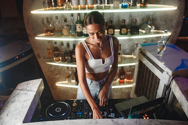 Praia | Beach Restaurant & Lounge | FIVE Palm Jumeirah