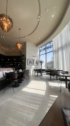 AVENUE MALL - Mirdif - Dubai