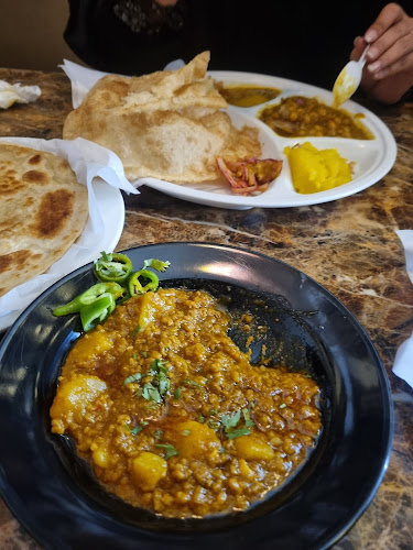 Comentarii opinii despre Sindh Shahbaz Restaurant