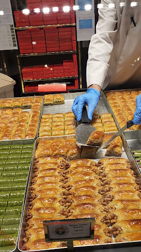 Opinii despre Hakki Zade 1864 în Dubai - Hospitality and gastronomy