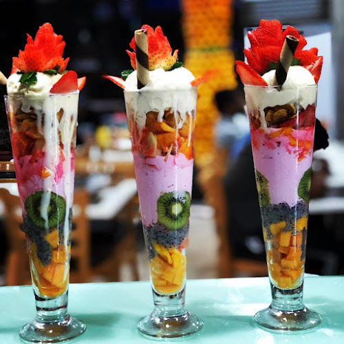 New Marina Restaurant - Dubai