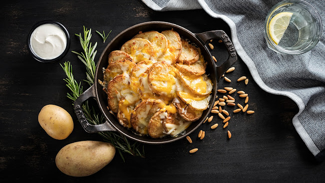 Ground Floor, Al Meraikhi Towers - Sheikh Zayed Rd - Trade Center First - Dubai