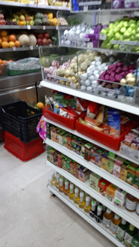 Opinii despre Lebanese Roaster - Al Nahyan Camp - المحمصة اللبنانية معسكر آل نهيان în Abu Dhabi - Hospitality and gastronomy