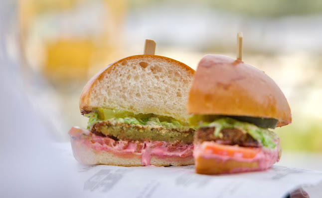 Manzil Lounge - Abu Dhabi