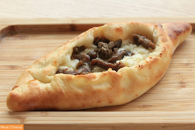 Opinii despre Alsalateen restaurant în Abu Dhabi - Hospitality and gastronomy