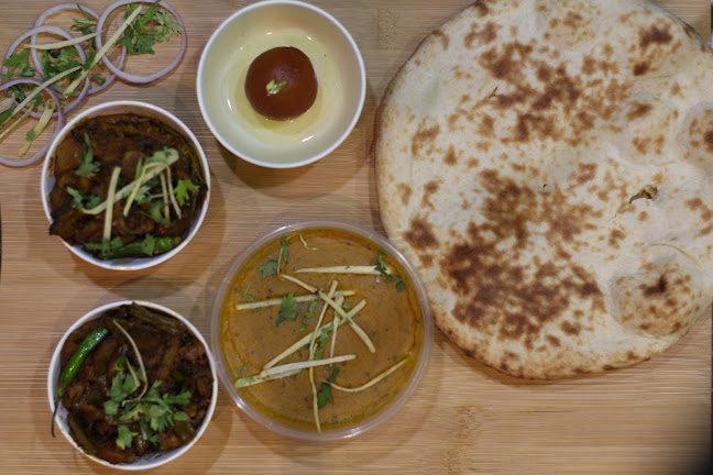 Des Pardes Restaurant - 24 Hours