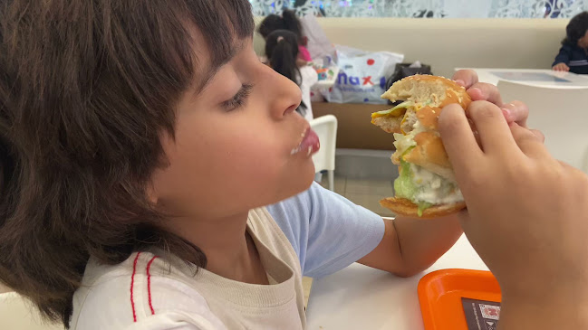 Opinii despre BURGER KING în Dubai - Hospitality and gastronomy