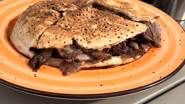 Opinii despre Shish Shawerma Corniche în Abu Dhabi - Hospitality and gastronomy