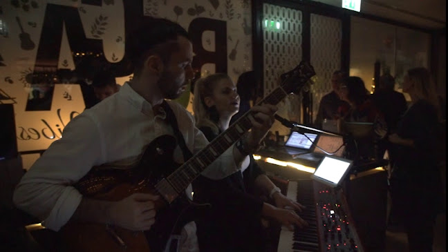 Gate Village 6 - near DIFC Parking - Trade Centre - DIFC - Dubai