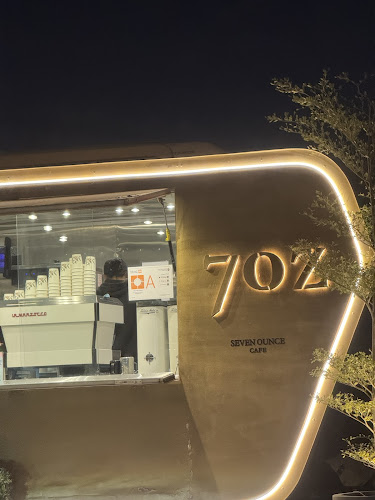 seven ounce cafe - Hospitality and gastronomy