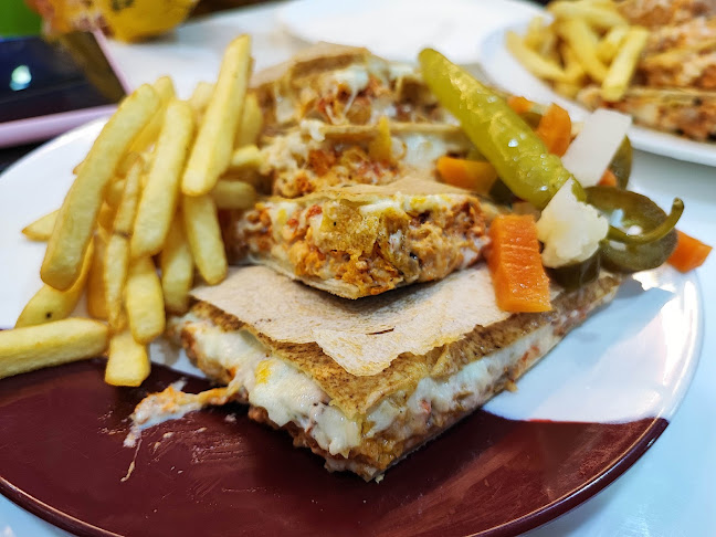 Comentarii opinii despre Cafeteria Safari Fresh chicken