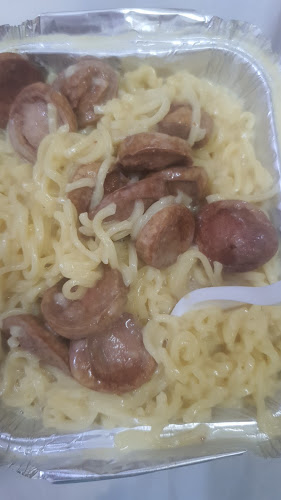 مطعم وكافتيريا شاي وديمة