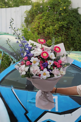 Labelle Chocolate & Flowers Al Muwaiji - لابيل المويجعي - Abu Dhabi