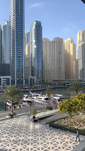 Comentarii opinii despre The Coffee Club Dubai Marina Mall