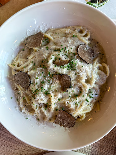 Casual Restaurant - Hospitality and gastronomy