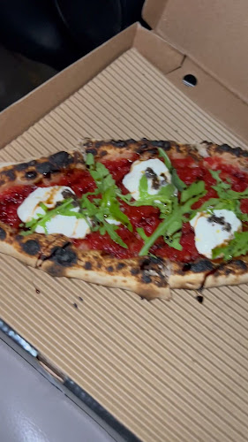 Comentarii opinii despre Oven Pizzeria