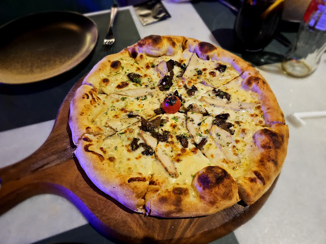 Al Ain Mall - 1st Floor - Othman Bin Affan St - Central District - Al Kuwaitat - Abu Dhabi