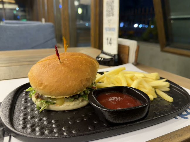 Azzurri Cafe ازوري كافيه