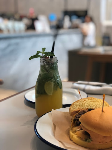 Umm Al Emarat Park - Abu Dhabi