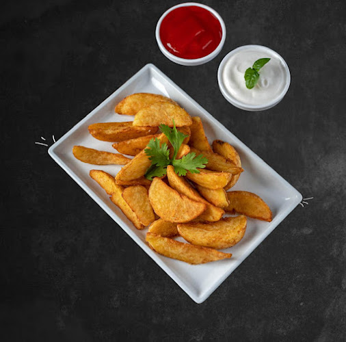 الشارع الشرقي - Al Jahili - Hai Al Qalaa - أبو ظبي