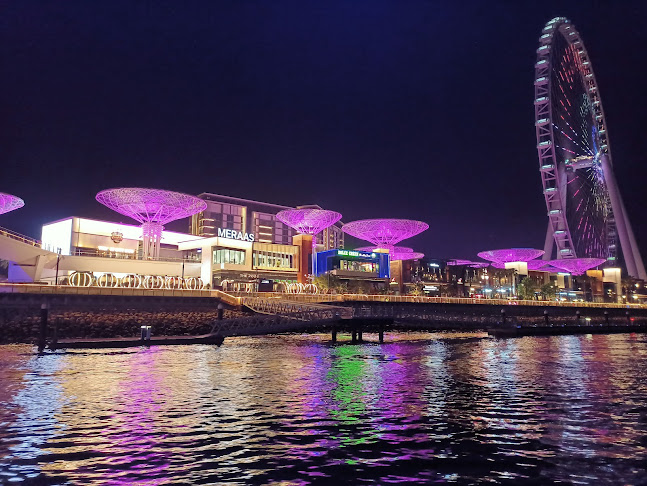 Comentarii opinii despre Unique Catamaran Marina Cruise