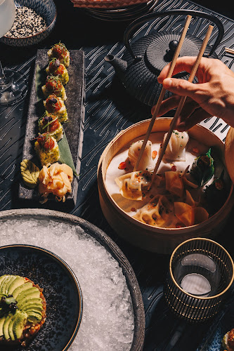 Comentarii opinii despre Asia Asia Abu Dhabi