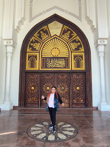 999R+GMQ - Al Majarra - Al Sharq - Sharjah