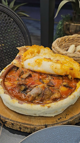 Opinii despre Cafe Kachapuri în Dubai - Hospitality and gastronomy