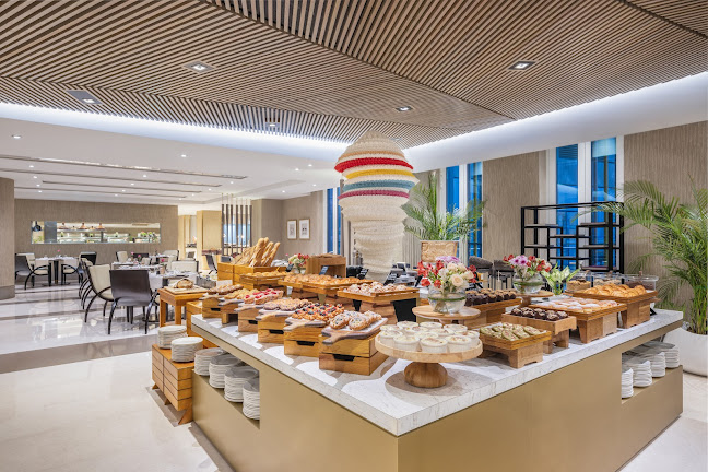 1st Floor, Four Seasons Hotel, Al Maryah island The Galleria Mall, Abu Dhabi Global Market - شارع الفلاح - Abu Dhabi