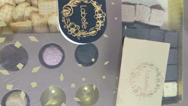 Opinii despre Labelle Chocolates & Flowers Al Muroor ST - لابيل شارع المرور în Abu Dhabi - Hospitality and gastronomy