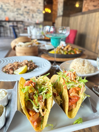 Comentarii opinii despre Jules