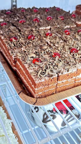 AL MANAL BAKERY LLC مخبز المنال - Ajman