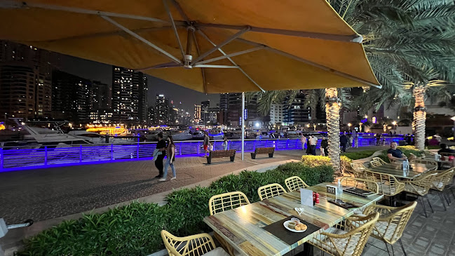 Pizza Bucks Restaurant