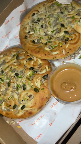 Opinii despre Baker Barn Kitchen (Drive Thru) (No Dine-in) în Dubai - Hospitality and gastronomy