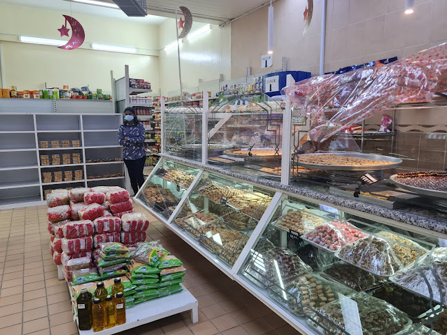 Opinii despre AL RUWAIS MARKETS & AUTO BAKERIES.أسواق ومخابز الرويس الأوتوماتيكية în Abu Dhabi - Hospitality and gastronomy