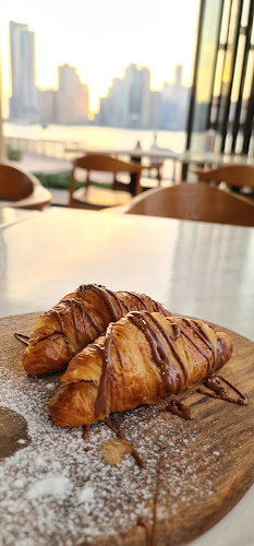 Corniche Buhaira - Corniche St - Al Majaz 2 - Sharjah