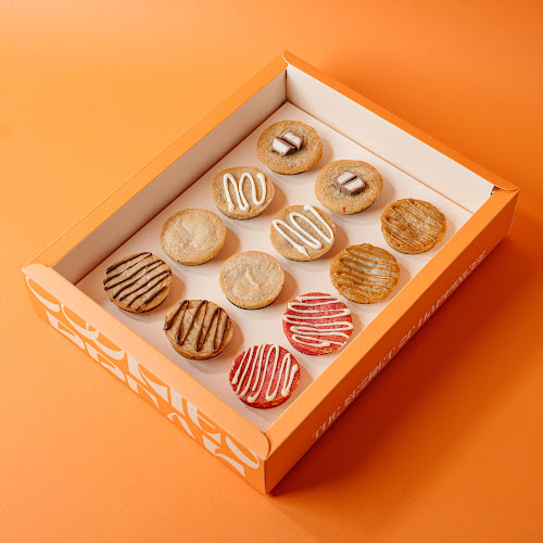 كوكيز بريك للحلويات Cookies Break Sweets - Abu Dhabi