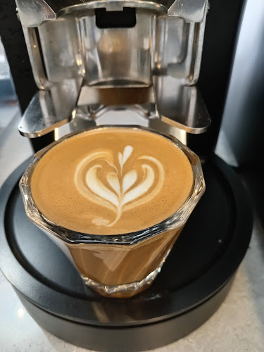 ojo cafe - shakhbout city - Abu Dhabi