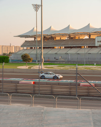 Comentarii opinii despre Ishtar Yas Marina