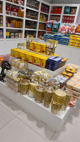 Comentarii opinii despre Souq Al Bahrain Foodstuff Trading LLC Dalma Mall Branch