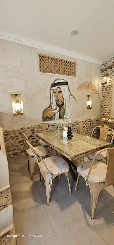 دوه الاستكانة - Hospitality and gastronomy